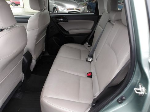 Used 2016 Subaru Forester 2.5i Touring w/ Eyesight & Navigation System AWD/4WD image 11