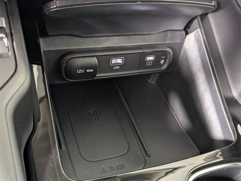 New 2025 Kia Telluride S image 23