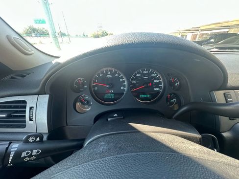 Used 2008 Chevrolet Avalanche LT image 25