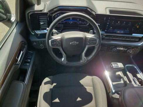 Used 2023 Chevrolet Silverado 1500 RST AWD/4WD image 14