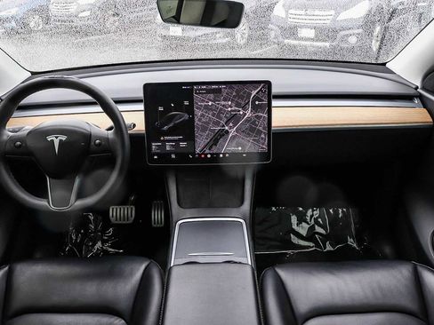 Used 2020 Tesla Model Y Performance image 13