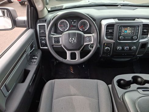 Used 2024 RAM 1500 Classic SLT image 10