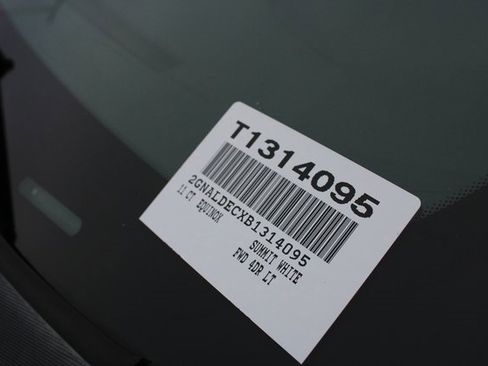 Used 2011 Chevrolet Equinox LT w/ Driver Convenience Package image 33