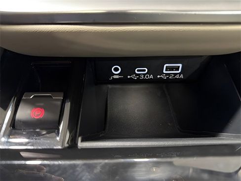 Used 2024 Subaru Outback Limited image 24