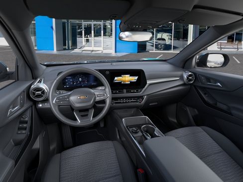 New 2026 Chevrolet Equinox LT FWD image 33