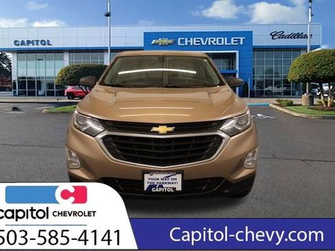 Used 2019 Chevrolet Equinox LS image 8