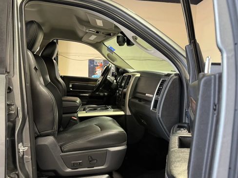 Used 2013 RAM 2500 Laramie w/ Convenience Group AWD/4WD image 14