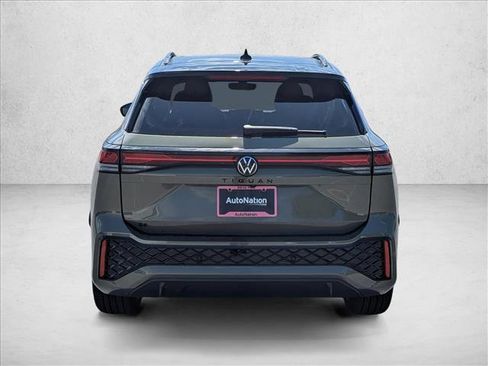 New 2026 Volkswagen Tiguan SE R-Line FWD image 6