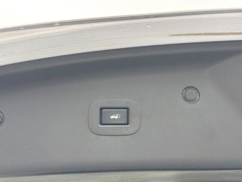 Used 2020 Nissan Armada SL w/ Premium Package RWD image 15