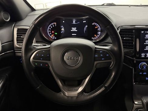 Used 2021 Jeep Grand Cherokee Limited image 15