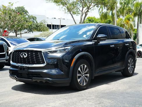 Used 2023 INFINITI QX60 Pure AWD/4WD image 3