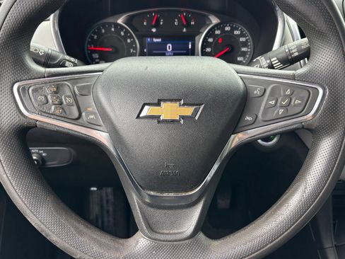 Used 2020 Chevrolet Equinox LT w/ LPO, Cargo Package FWD image 24