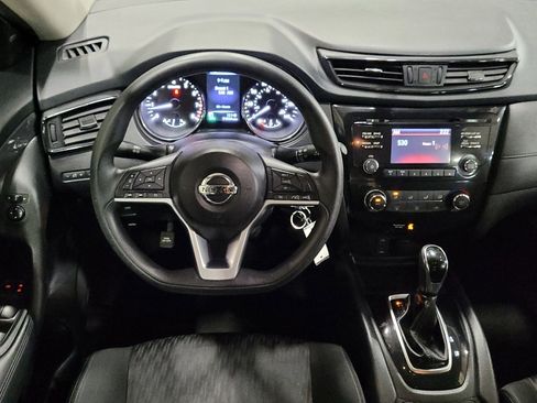 Used 2017 Nissan Rogue S AWD/4WD image 22