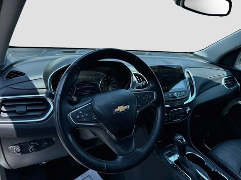 Used 2020 Chevrolet Equinox Premier AWD/4WD image 9