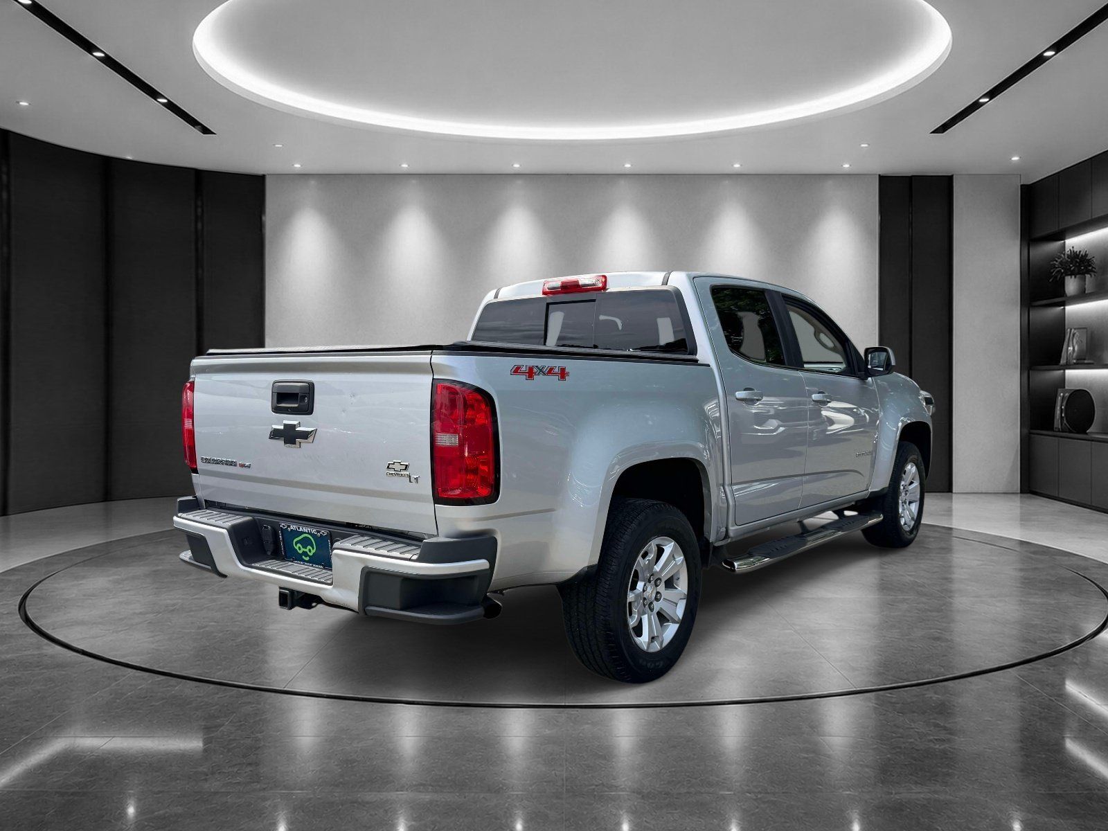 Used 2019 Chevrolet Colorado LT w/ LT Convenience Package AWD/4WD image 4
