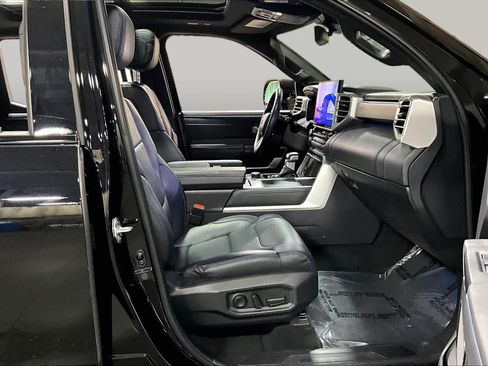 Used 2023 Toyota Tundra Platinum AWD/4WD image 9