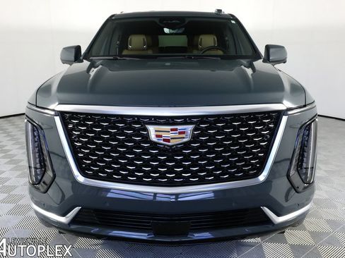 Used 2026 Cadillac Escalade Luxury w/ Touring Package AWD/4WD image 2