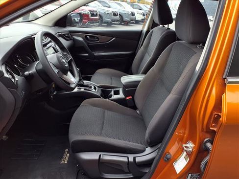 Used 2021 Nissan Rogue Sport S image 12