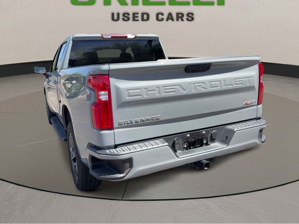 Used 2024 Chevrolet Silverado 1500 RST RWD image 5