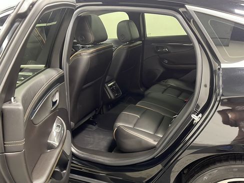 Used 2019 Chevrolet Impala Premier FWD image 15