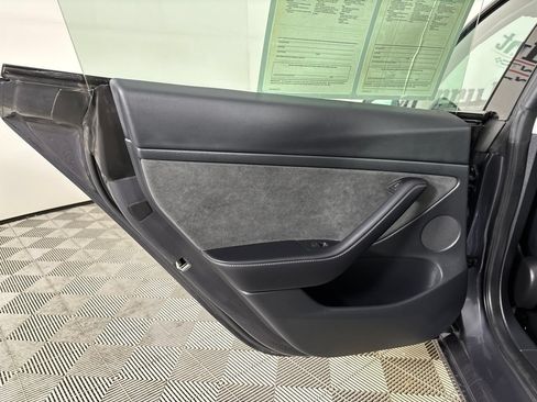 Used 2023 Tesla Model 3 Standard Range RWD image 13