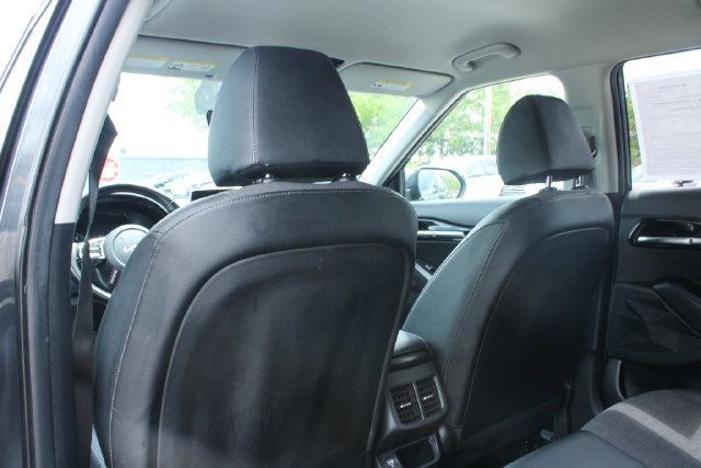 Used 2022 Kia Seltos S FWD image 32