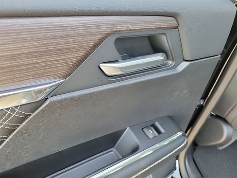 New 2026 GMC Acadia Denali image 15