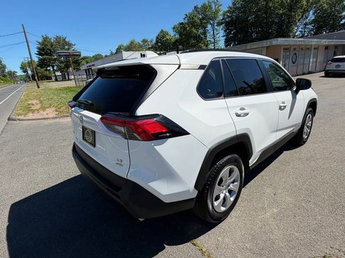 Used 2020 Toyota RAV4 LE w/ All Weather Liner Package AWD/4WD image 5