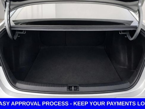 Used 2021 Toyota Corolla LE FWD image 19
