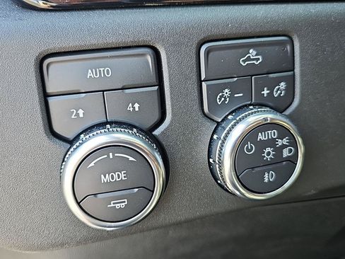 Used 2025 GMC Sierra 1500 Elevation AWD/4WD image 26