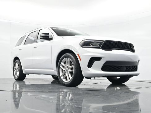 Used 2024 Dodge Durango GT RWD image 22