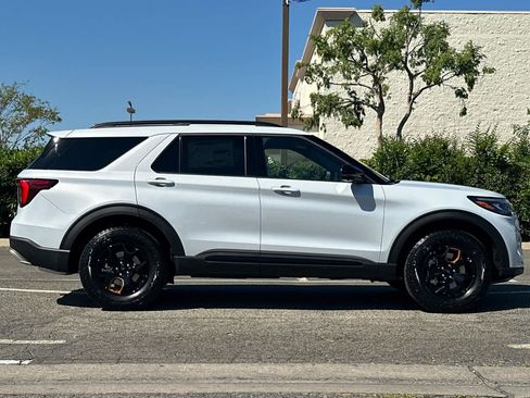 New 2026 Ford Explorer Tremor w/ Tremor Ultimate Package image 8