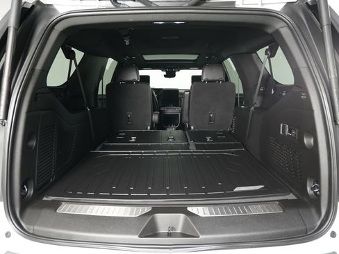 Used 2026 GMC Yukon XL AT4 Ultimate w/ LPO, Floor Liner Package AWD/4WD image 12