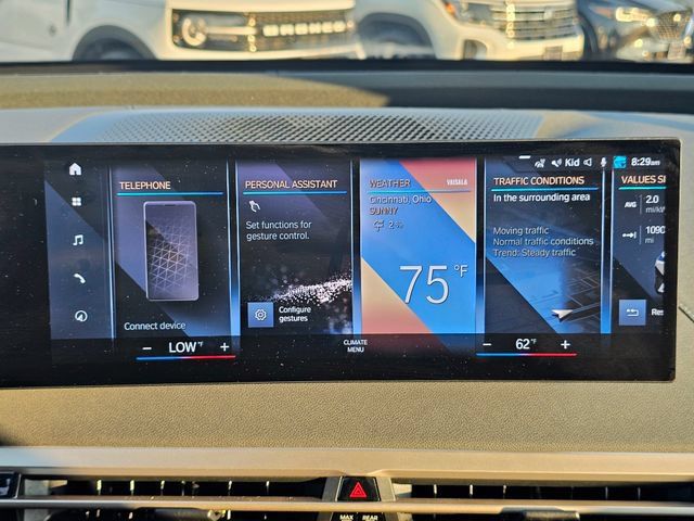 Used 2023 BMW iX xDrive50 w/ Ultimate Package 2 AWD/4WD image 39