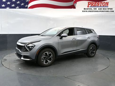 Used 2023 Kia Sportage LX AWD/4WD image 1