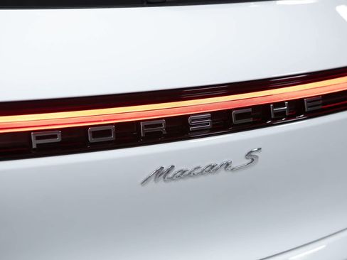 New 2026 Porsche Macan S AWD/4WD image 19
