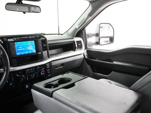 Used 2023 Ford F450 XL w/ 360-Degree Camera Package image 17