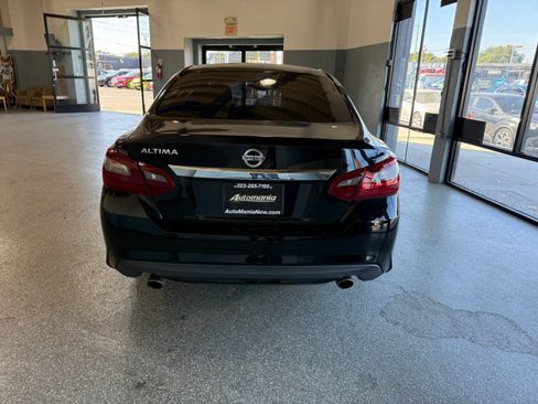 Used 2018 Nissan Altima 2.5 S w/ S Convenience Package FWD image 6