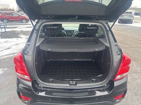 Used 2018 Chevrolet Trax Premier w/ Midnight Edition image 18