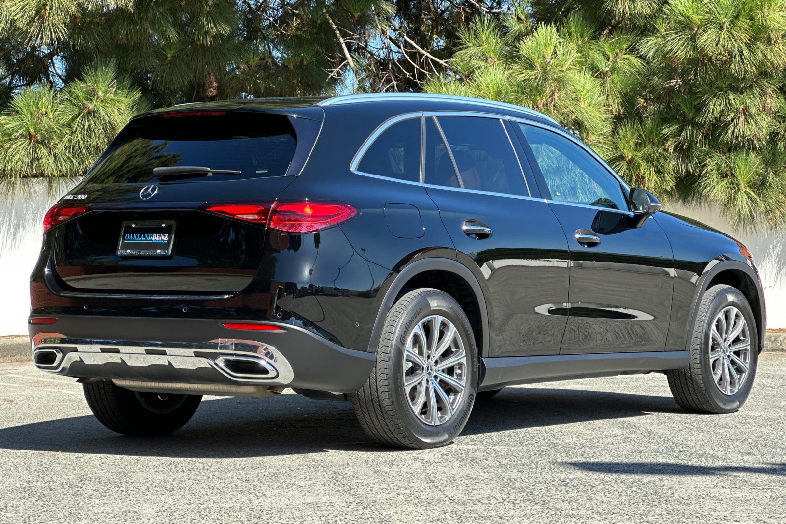 Used 2023 Mercedes-Benz GLC 300 image 4