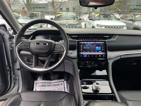 Certified 2023 Jeep Grand Cherokee Limited image 15