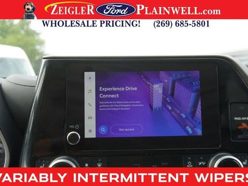 Used 2023 Toyota Highlander XLE image 23