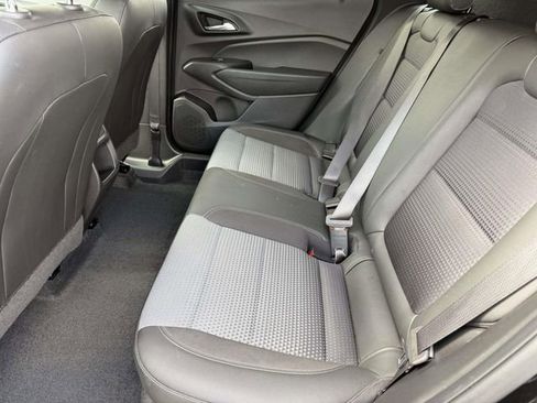 Used 2025 Chevrolet Trax LT w/ LT Convenience Package FWD image 20