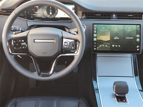 Used 2025 Land Rover Range Rover Evoque S image 26
