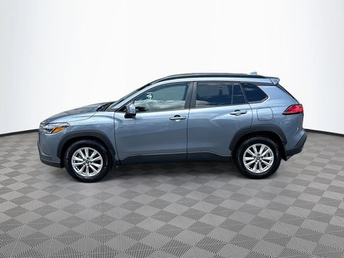 Used 2024 Toyota Corolla Cross LE w/ Moonroof Package AWD/4WD image 9