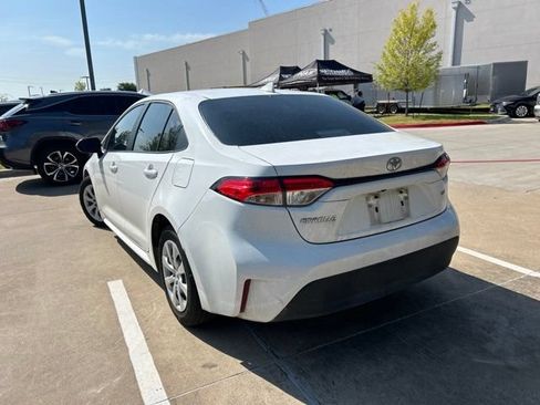Used 2024 Toyota Corolla LE FWD image 5