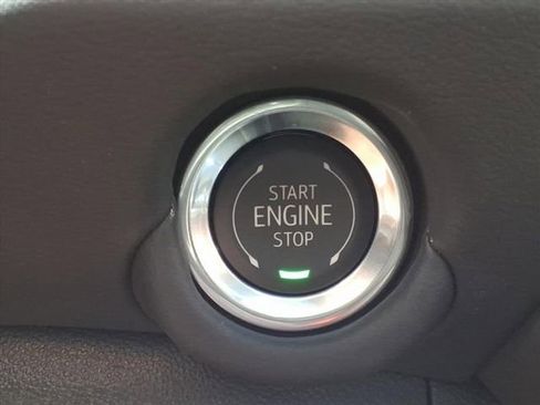 New 2026 Chevrolet Suburban Premier image 20