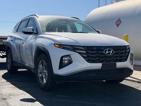 Used 2024 Hyundai Tucson SEL image 2