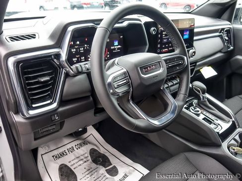 New 2026 GMC Canyon Elevation w/ Convenience Package image 9