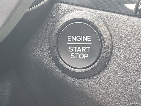 Used 2024 Ford Escape ST-Line image 39